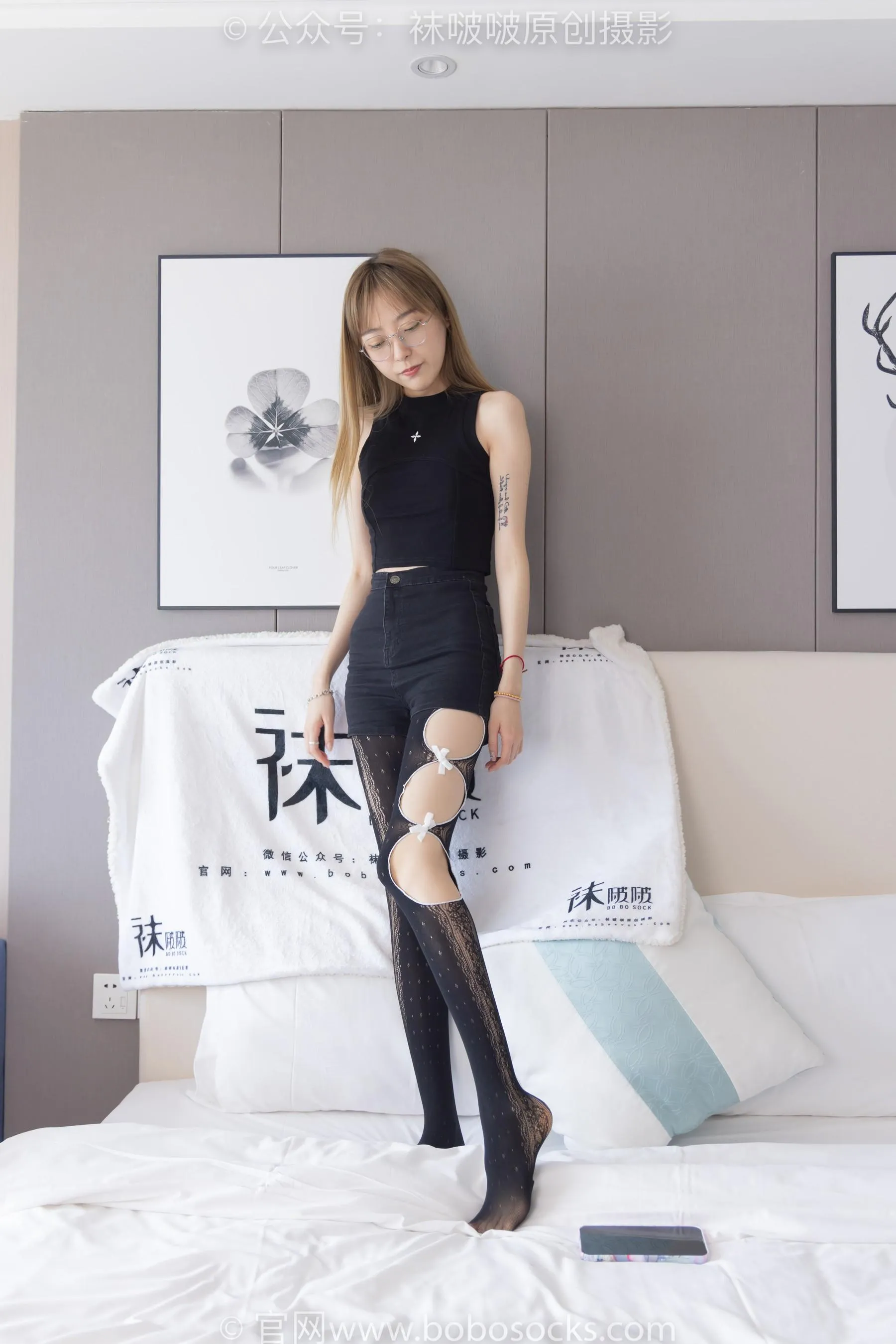 [BoBoSocks袜啵啵]NO.219 稚予-板鞋、拖鞋、厚黑丝、蕾丝黑丝 [87P]插图6